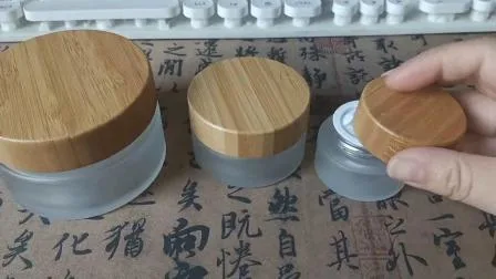 Contenitore per vasetti di crema in vetro smerigliato per imballaggio cosmetico in legno campione gratuito con coperchio in bambù