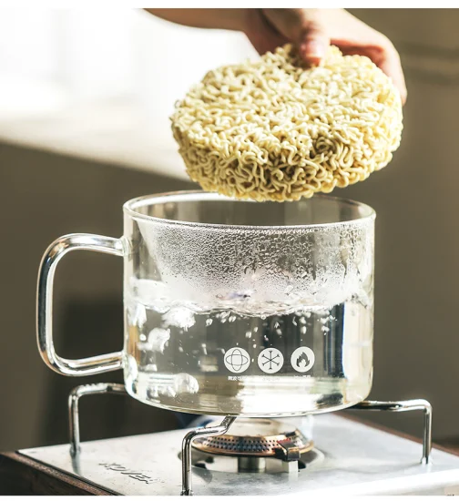 Pentola per zuppa di noodle in vetro borosilicato ignifugo con manico e coperchio in vetro